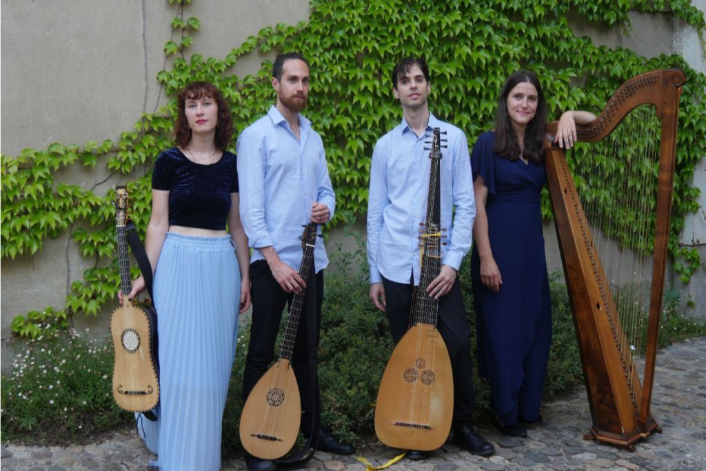 Ensemble L'aura pizzicata